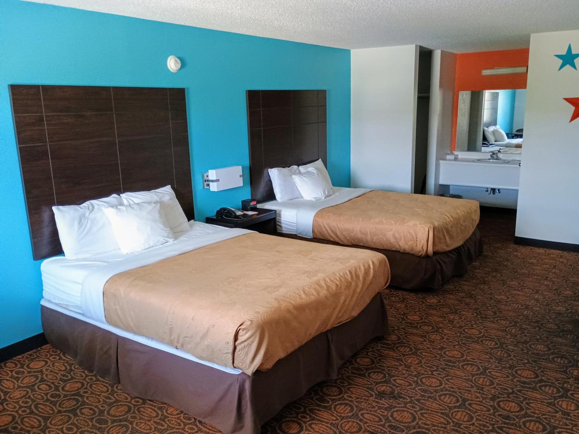 Howard Johnson By Wyndham Branson Theatre District Exterior foto