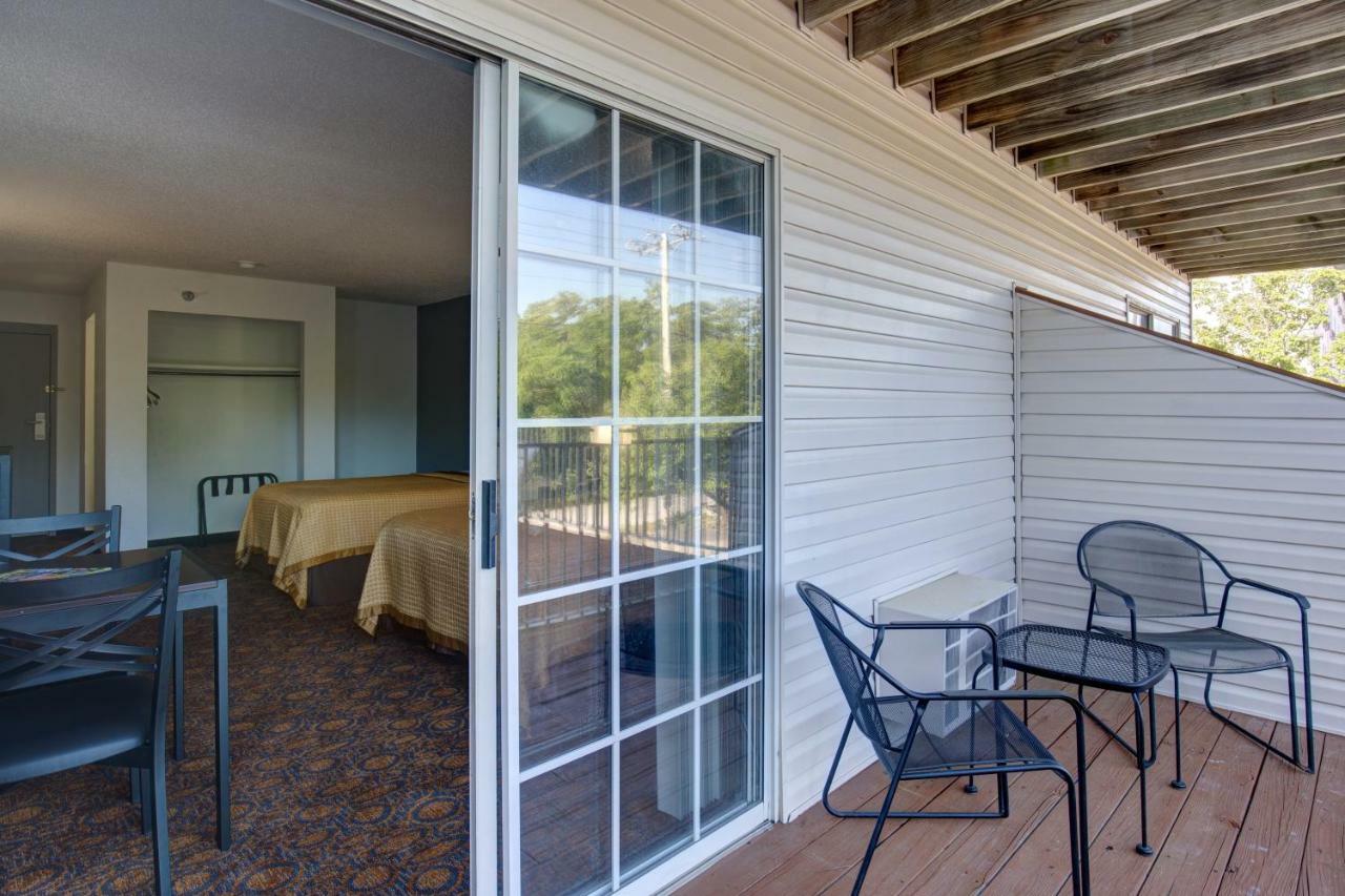 Howard Johnson By Wyndham Branson Theatre District Exterior foto